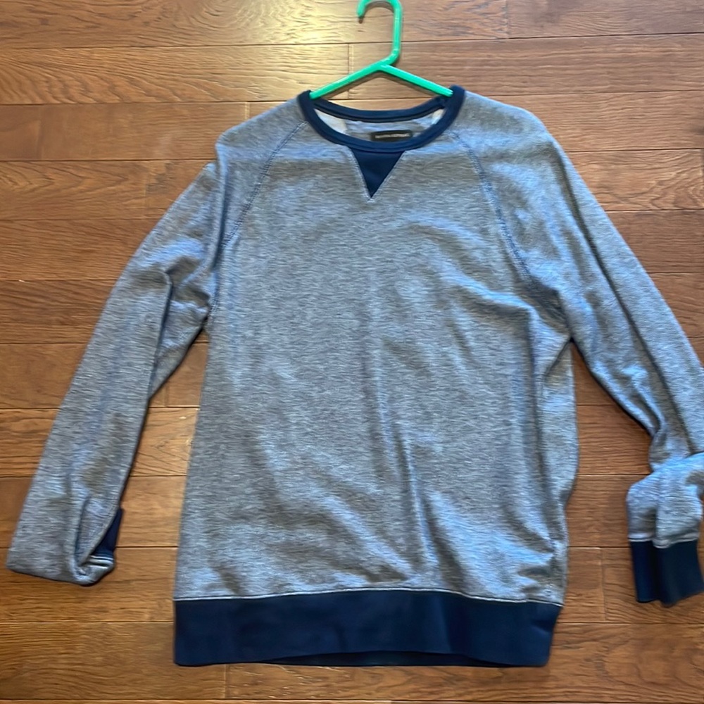 Mens large blue grey Banana Republic sweatshirt